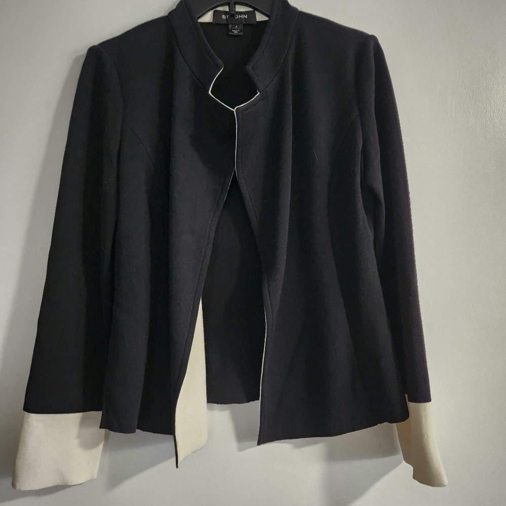 ST JOHN Jacket Size 2 Black Ivory Santana Knit Blazer - Picture 3 of 9